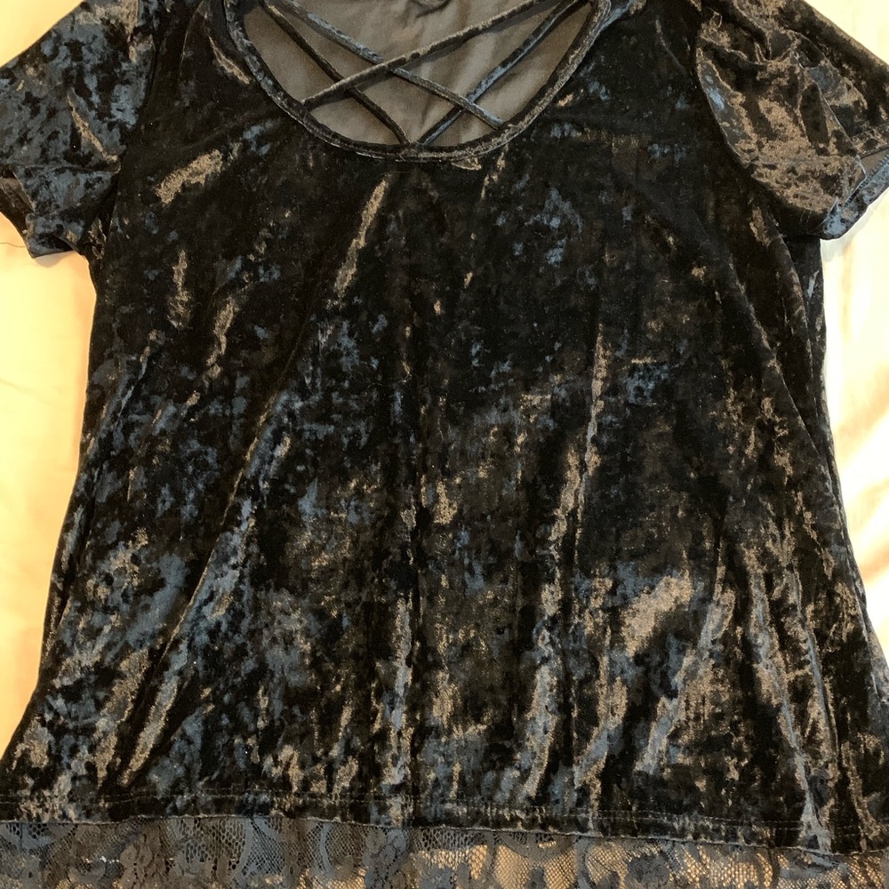 Maurice’s top